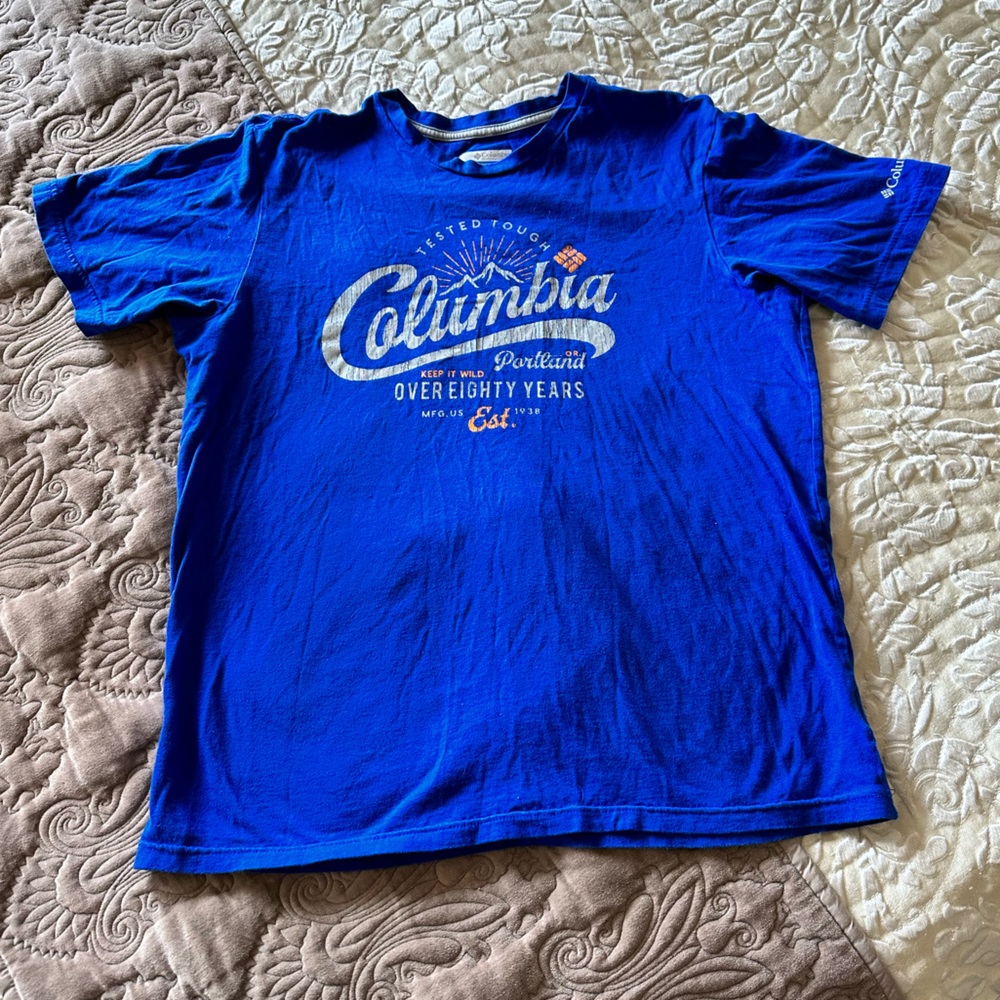 Men’s Columbia T Shirt Size M